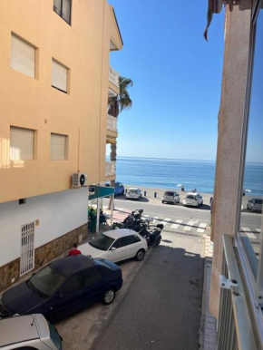 APARTAMENTO A 10 METROS DE LA PLAYA